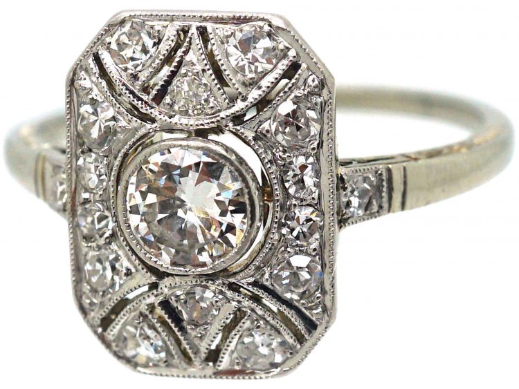 Art Deco 18ct White Gold Rectangular Shaped Ring set with Diamonds