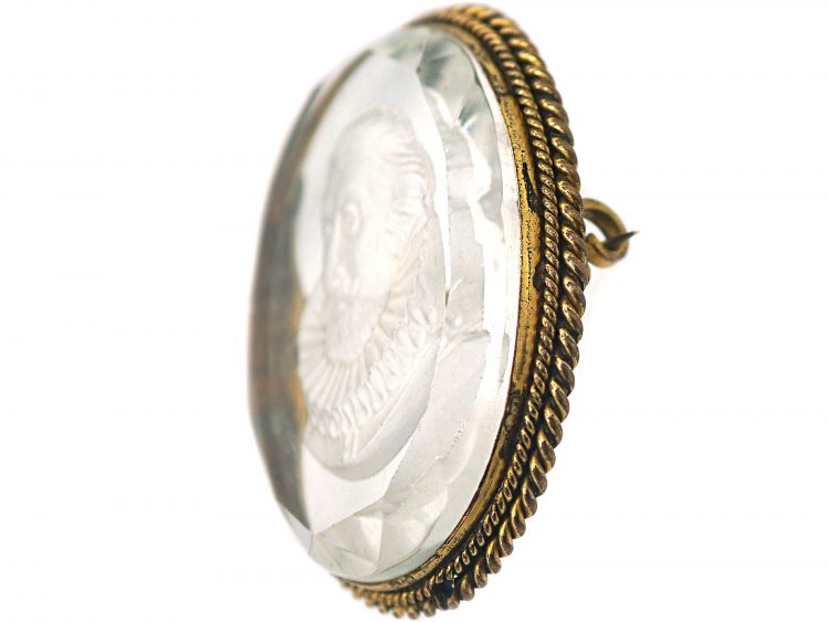 Victorian Gilt & Glass Intaglio Brooch of Shakespeare
