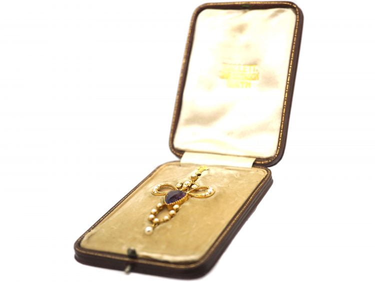 Edwardian 15ct Gold Pendant set with a Heart Shaped Amethyst & Natural Split Pearls in Original Case