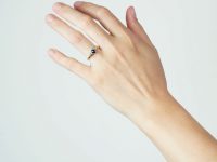 18ct Gold Sapphire Cabochon Single Stone Ring With Vertical Grooved Shoulders