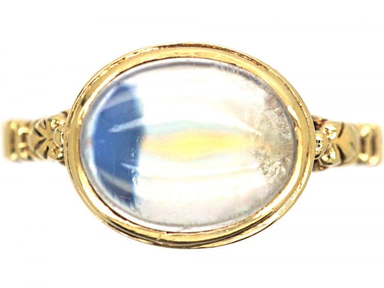 9ct Gold & Cabochon Moonstone Ring