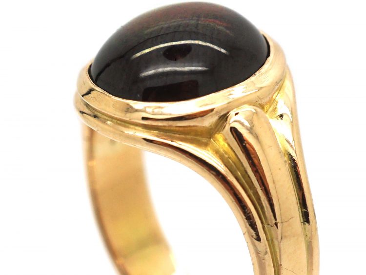 Victorian 15ct Gold & Cabochon Garnet Ring