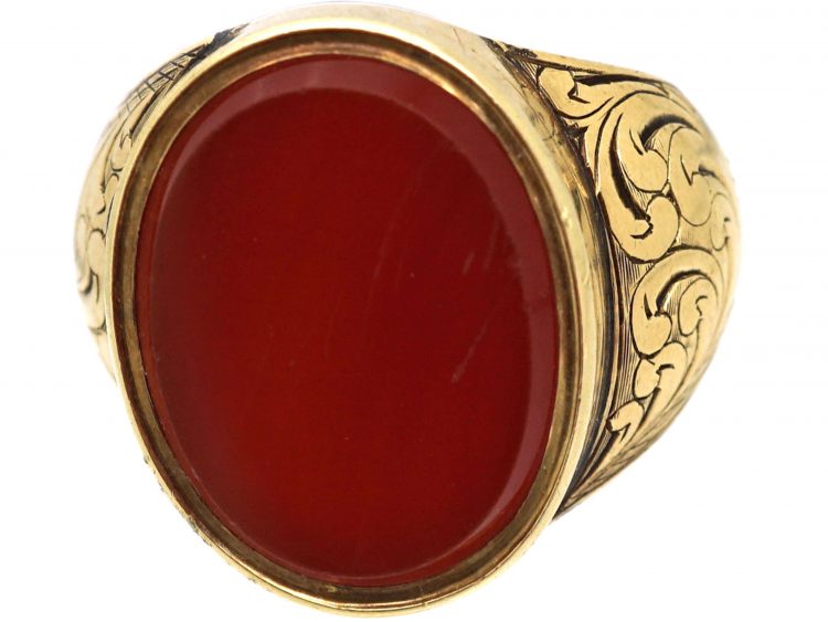 Victorian 18ct Gold Signet Ring set with Carnelian with Secret Hinged Locket