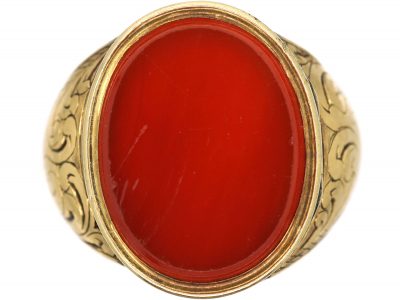 Victorian 18ct Gold Signet Ring set with Carnelian with Secret Hinged Locket
