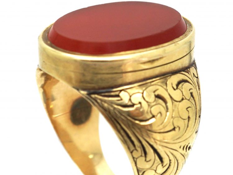 Victorian 18ct Gold Signet Ring set with Carnelian with Secret Hinged Locket