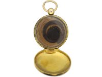Georgian 15ct Gold Round Locket with Laurel Motif