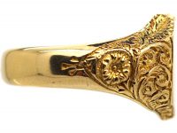 Victorian 18ct Gold Shield Shaped Signet Ring with Engraved Shoulders