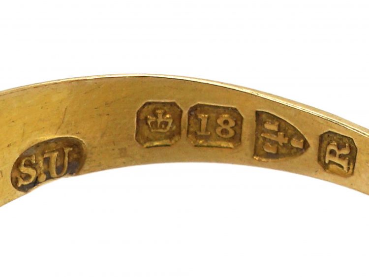 Victorian 18ct Gold Ring With Diamond Set Star Motif