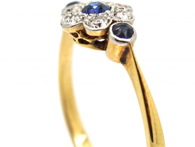 Edwardian 18ct Gold & Platinum, Sapphire & Diamond Cluster Ring with a Sapphire on Either Side