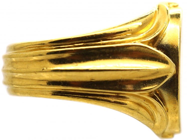 Victorian 18ct Gold Signet Ring with Ornate Triple Leaf Shoulders