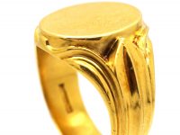 Victorian 18ct Gold Signet Ring with Ornate Triple Leaf Shoulders
