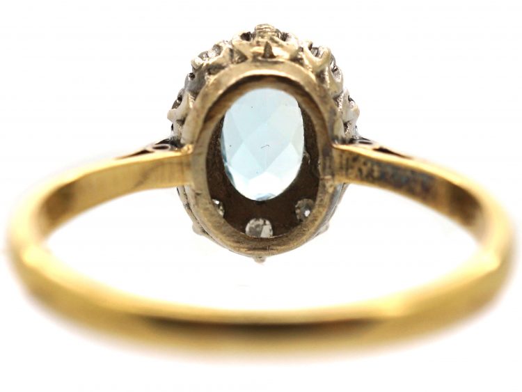 18ct Gold, Aquamarine & Diamond Oval Cluster Ring