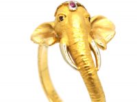 18ct Gold Ring of an Elephant by Carrera Y Carrera