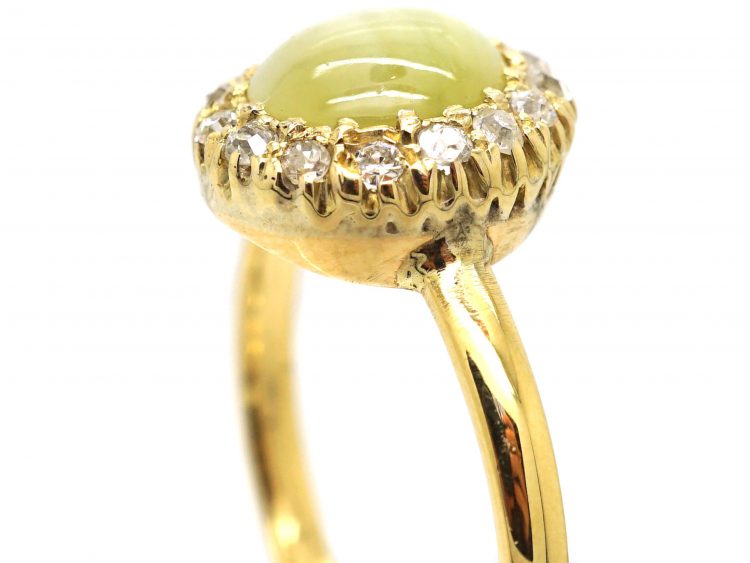 Edwardian 18ct Gold Cats-Eye Chrysoberyl & Diamond Cluster Ring