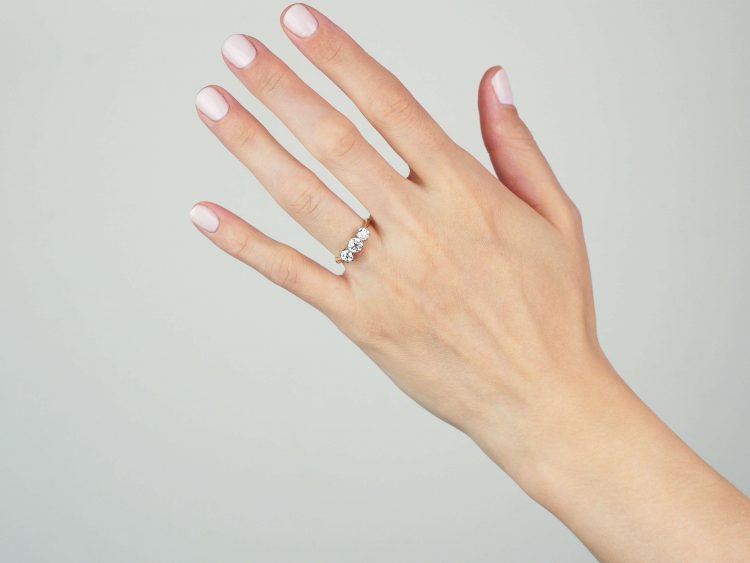 Early 20th Century 18ct Gold Three Stone Diamond Ring