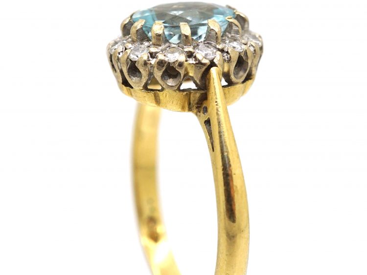 18ct Gold, Aquamarine & Diamond Oval Cluster Ring