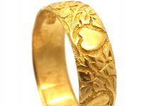 Victorian 18ct Gold Wedding Ring with Hearts Motif