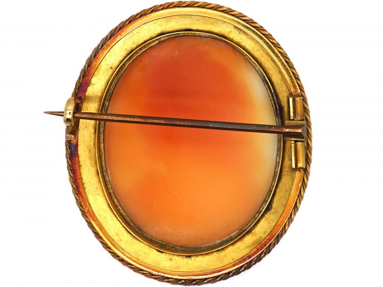 Victorian 15ct Gold Cameo Brooch of a Bacchante.
