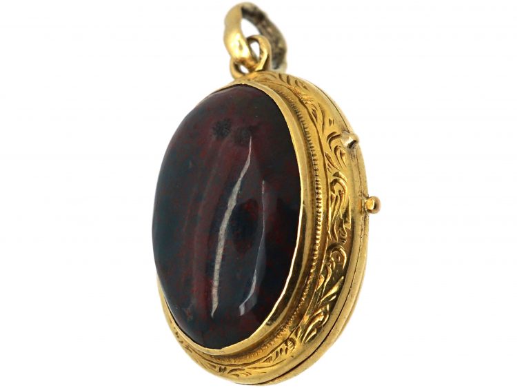 French 19th Century 18ct Gold Oval Shaped Locket set with Bloodstone on Both Sides