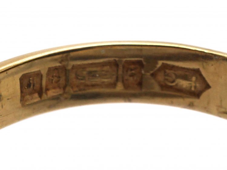 9ct Gold Signet Ring set with a Bloodstone