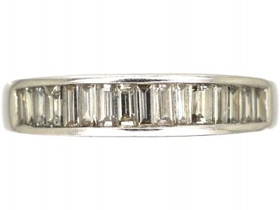18ct White Gold Ring set with Baguette Diamonds