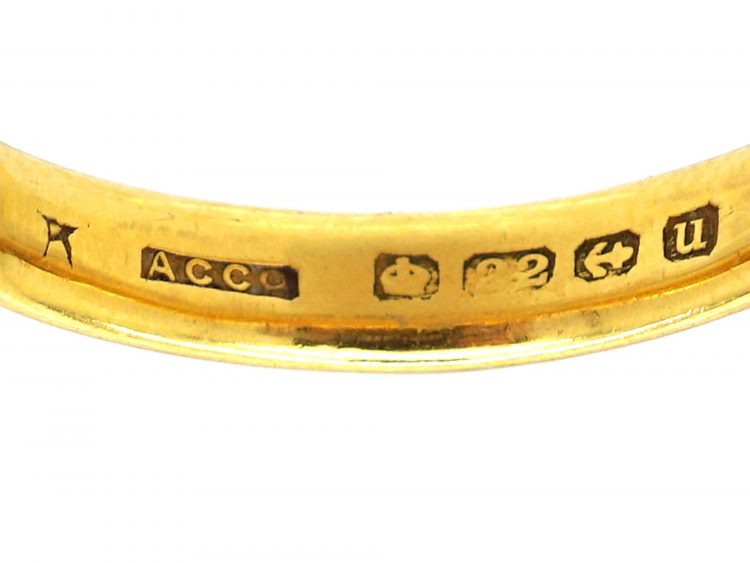 Edwardian 22ct Gold Wedding Ring with Flower Detail