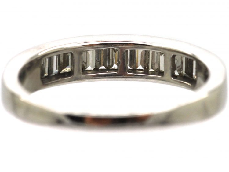 18ct White Gold Ring set with Baguette Diamonds