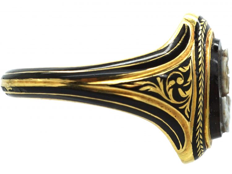 Georgian 18ct Gold, Carved Onyx Forget me Not Black Enamel Mourning Ring