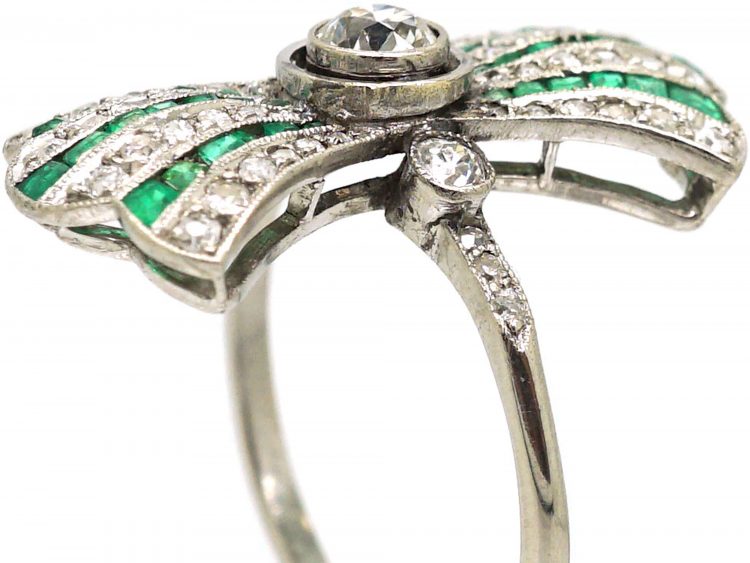 Art Deco Platinum Fan Ring set with Calibré Cut Emeralds & Diamonds