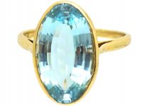 18ct Gold Oval Fancy Cut Aquamarine Ring