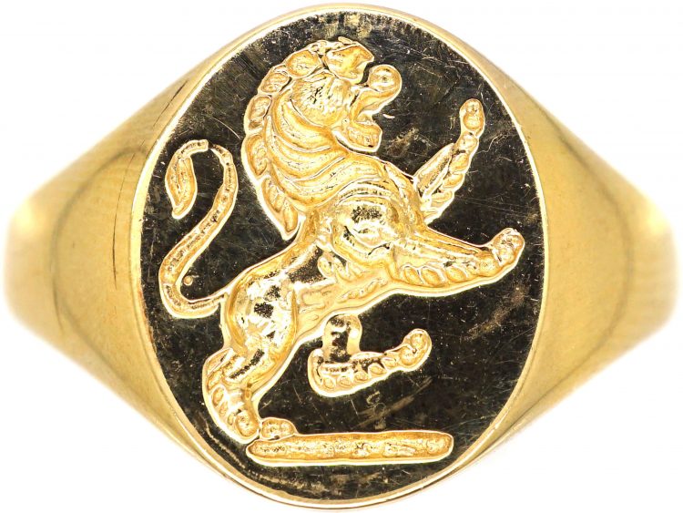 9ct Gold Signet Ring with Engraved Intaglio of a Lion