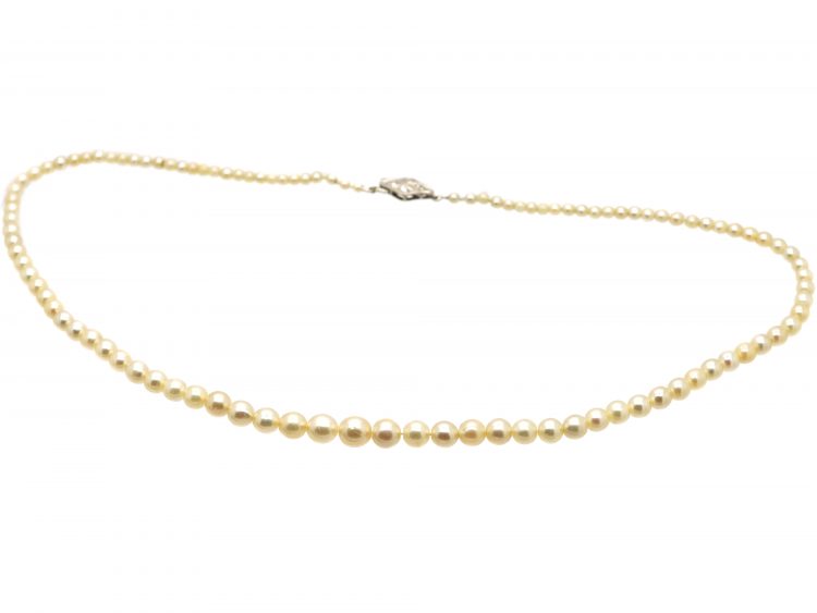 Art Deco Graduated Cultured Pearl Necklace with Diamond Set 18ct White Gold & Platinum Clasp