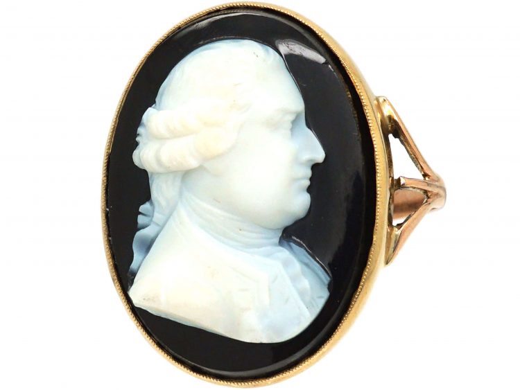 Edwardian 9ct Gold & Sardonyx Cameo Ring of a Georgian Gentleman