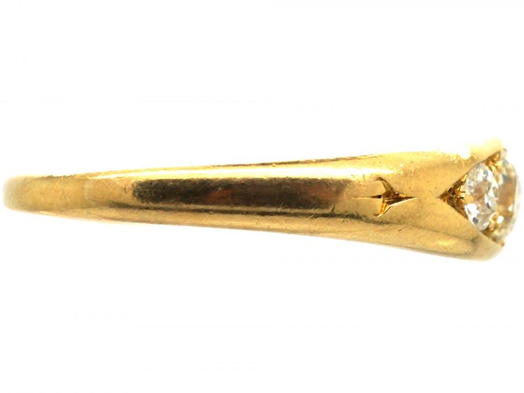 Victorian 18ct Gold Ring set with Three Old European Cut Diamonds
