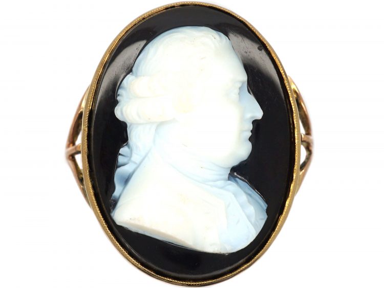 Edwardian 9ct Gold & Sardonyx Cameo Ring of a Georgian Gentleman
