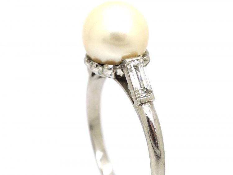 Art Deco 18ct White Gold, Cultured Pearl Ring with Baguette Diamond Shoulders