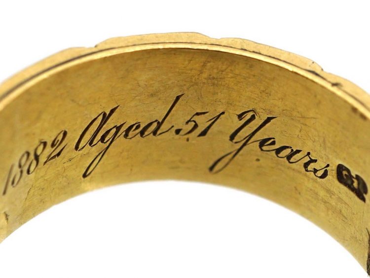 Georgian 18ct Gold & Black Enamel Memorial Ring