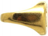 18ct Gold Signet ring with Engraved Dog by Charles Green & Sons