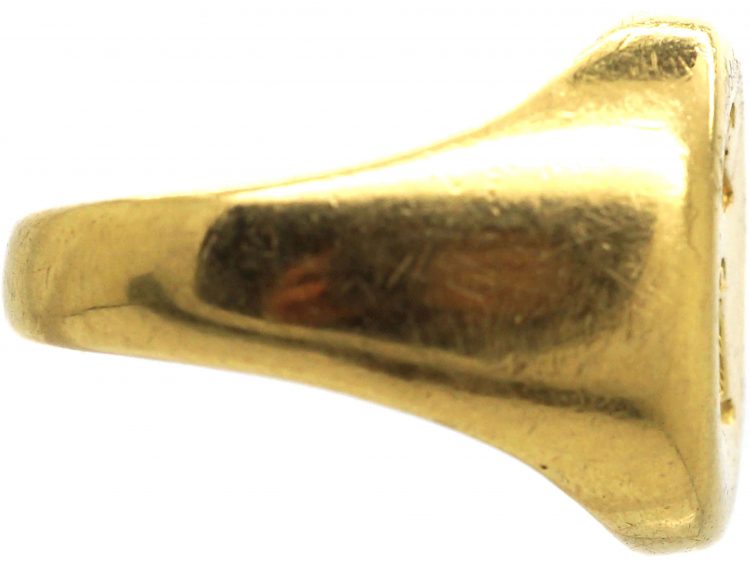 18ct Gold Signet ring with Engraved Dog by Charles Green & Sons