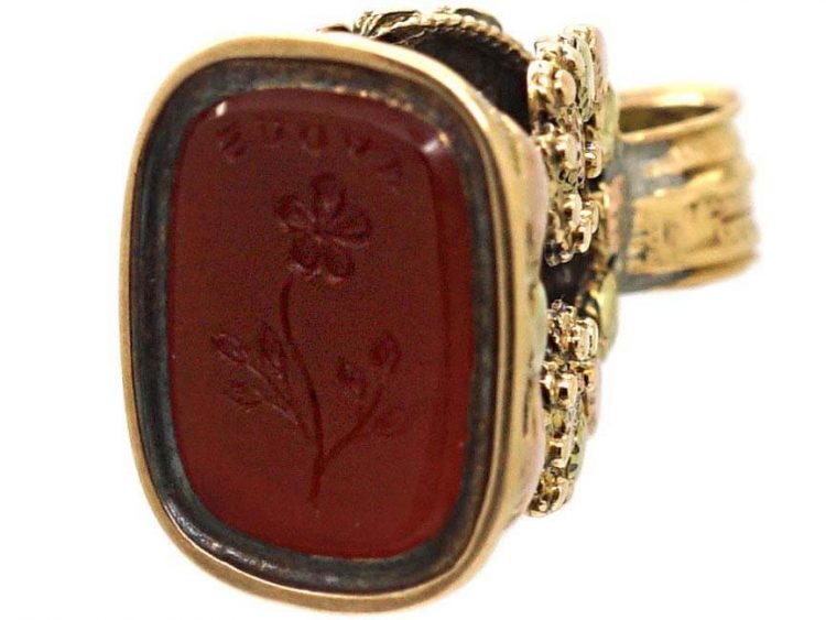 Georgian Three Colour Gold Seal with Carnelian Base