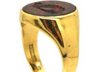 Victorian 18ct Gold Signet Ring set with a Bloodstone with Dolphin Intaglio