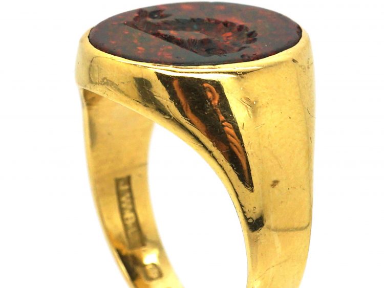 Victorian 18ct Gold Signet Ring set with a Bloodstone with Dolphin Intaglio
