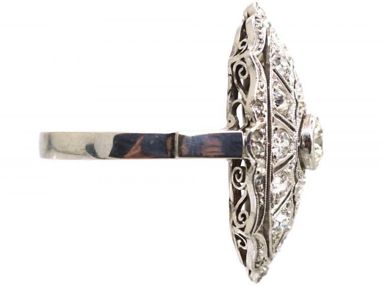 Early 20th Century 18ct Gold & Platinum Oval Ring set with Diamonds