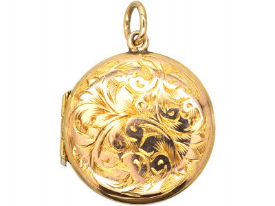 Edwardian 9ct Gold Small Round Locket with Engraved Leaf Motif