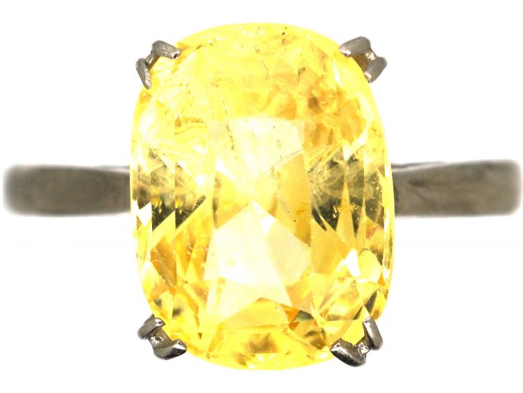 Art Deco 18ct White Gold Ring set with a Yellow Sapphire