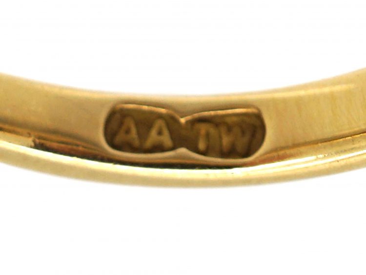 Victorian 18ct Gold Boat Shaped Ring set with Sapphires & Diamonds