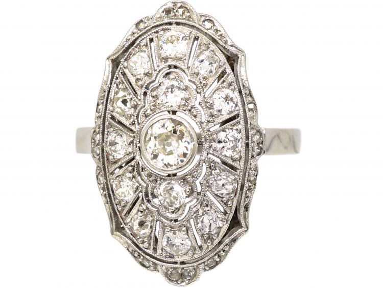 Early 20th Century 18ct Gold & Platinum Oval Ring set with Diamonds