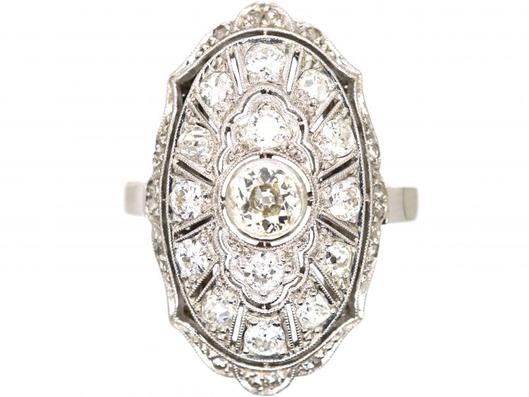 Early 20th Century 18ct Gold & Platinum Oval Ring set with Diamonds