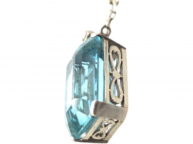 Art Deco 18ct White Gold, Diamond & Rectangular Cut Aquamarine Pendant on 18ct White Gold Chain