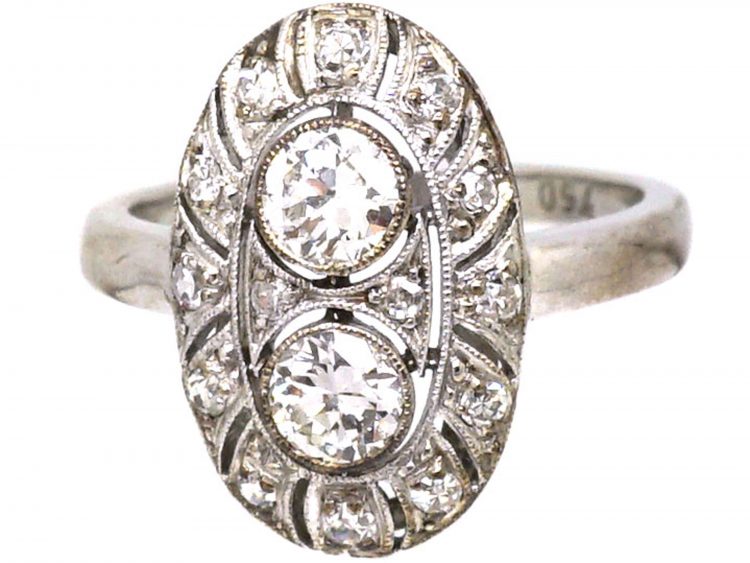 Art Deco Oval Ring set with Diamonds